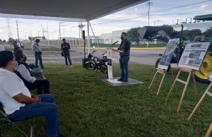 Inician bacheo en 10 vialidades de la Zona Industrial