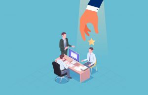Fuga de talentos propicia que 40% de la IP invierta en prestaciones y beneficios