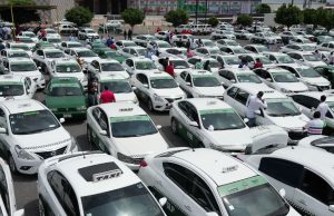 TAXISTAS LISTOS PARA PRESTAR SERVICIO EN FENAPO 2023