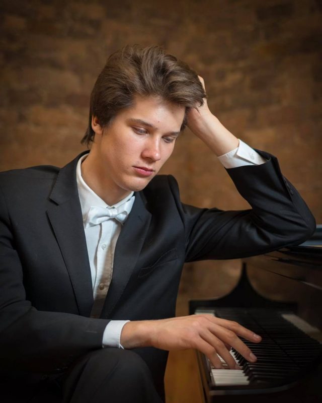 VLADIMIR PETROV