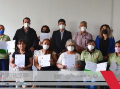 Entrega ICAT certificados en estándar de competencias para cuidado de personas adultas mayores en casa