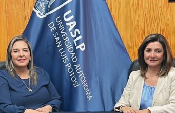 Promueven licenciaturas en Economía, Comercio y Negocios, en semana universitaria