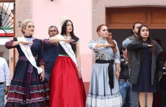 Con desfile patrio, Villa de Reyes, conmemoró Independencia de México