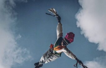 EN TAMALETOM LOS VOLADORES se ELEVAN DESDE LO ALTO, PARA CAER COMO LA LLUVIA