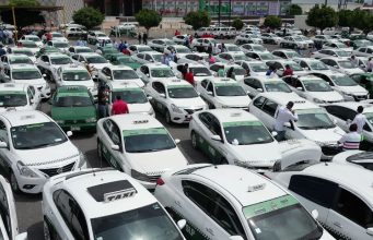 TAXISTAS LISTOS PARA PRESTAR SERVICIO EN FENAPO 2023