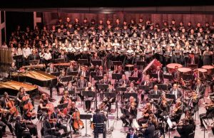 FESTEJAN 130 AÑOS DEL TEATRO DE LA PAZ