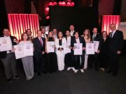 VINOS Y ESPIRITUOSOS POTOSINOS LES ENTREGAN MEDALLAS DEL CONCURSO MUNDIAL DE BRUSELAS