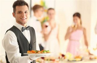 APRUEBAN HISTÓRICA REFORMA QUE GARANTIZA SALARIO MINIMO A QUIEN SOLO RECIBE PROPINAS POR SU SERVICIO.