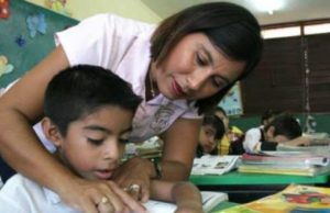 EL VALOR DE LA LABOR DOCENTE por JOCE BENITES