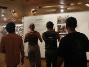 INVITAN A RECORRIDO GUIADO POR LA EXPOSICIÓN“DEL BARRIO AL DESIERTO”