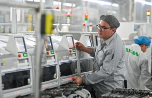 POTOSINOS Y POTOSINAS, LOS MAS CHAMBEADORES DEL PAÍS: INEGI