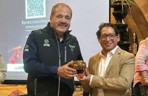 SECRETARÍA DE CULTURA “ENTRE DIFUNTOS Y DISFRAZADOS. LAS MÁSCARAS DEL XANTOLO EN CHAPULHUACANITO”