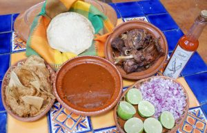 ¡DE COCULA ES EL MARIACHI Y TAMBIEN LA BIRRIA JALICIENSE!