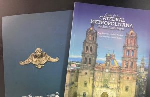 PRESENTAN GUÍA DE LA CATEDRAL METROPOLITANA